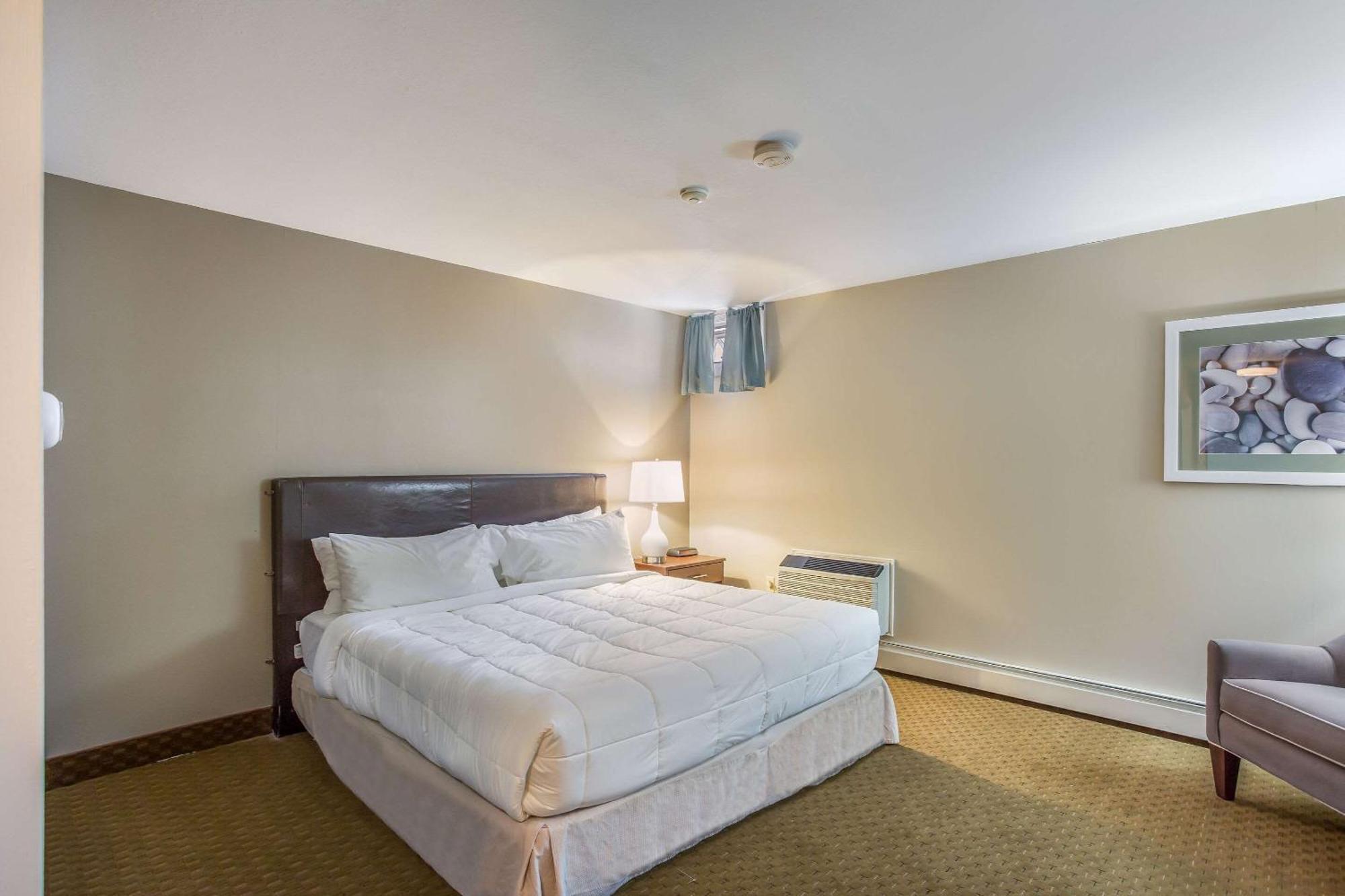 Quality Inn & Suites Ґорем Екстер'єр фото