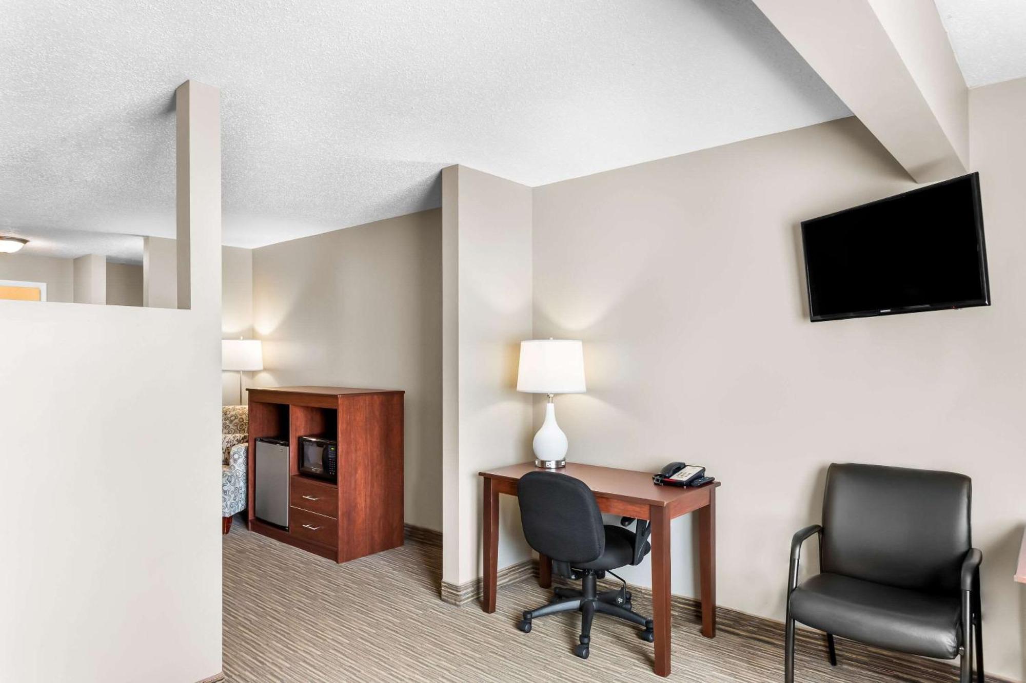 Quality Inn & Suites Ґорем Екстер'єр фото